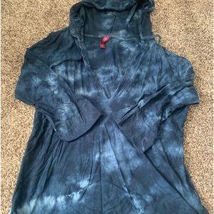 Blue Tye-Dye mid sleeve shirt